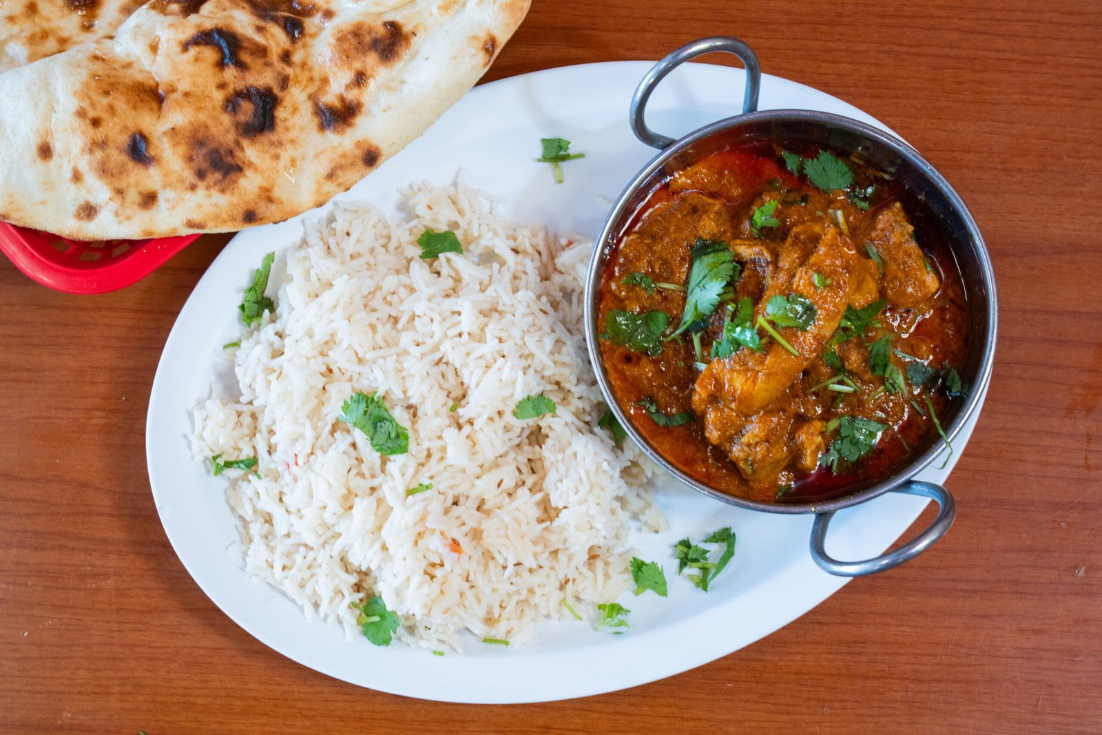 Chickencurry- Charcoal Chicken - Pakistani & Indian Cuisine